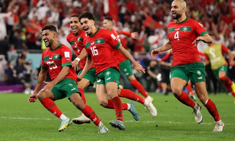 المغرب يصنع التاريخ للعرب وخيبة أمل رونالدو واعتذار إيتو .. حصاد يوم 17 من كأس العالم 2022