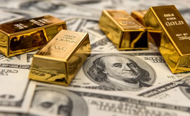 لماذا تقوم البنوك المركزية بتعزيز احتياطياتها من الذهب؟